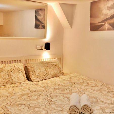 شقة Duplex La Latina Centro مدريد المظهر الخارجي الصورة
